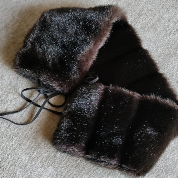 Michel Rene wrap - Picture 3 of 5